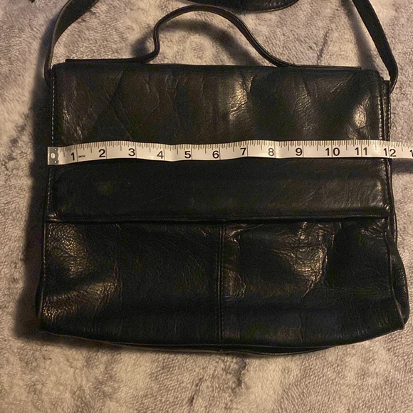 Hobo International Leather Black Satchel/Crossbody Purse - Picture 11 of 12